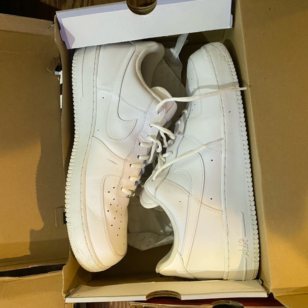 Men sneakers